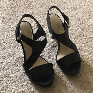 KELLY and KATIE Black High Heel Shoes - Size 6